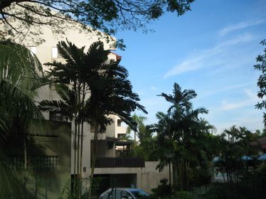 Toh Yi Court