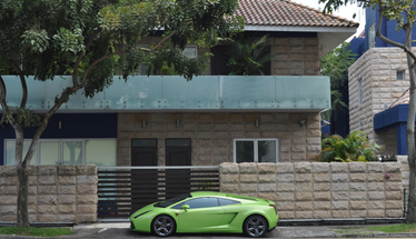 Edward Lee Apartments