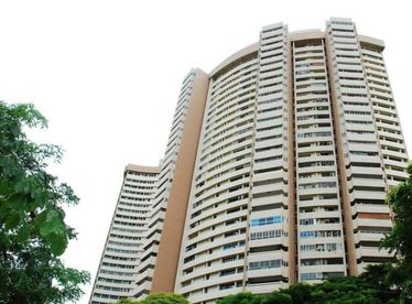 Cairnhill Plaza
